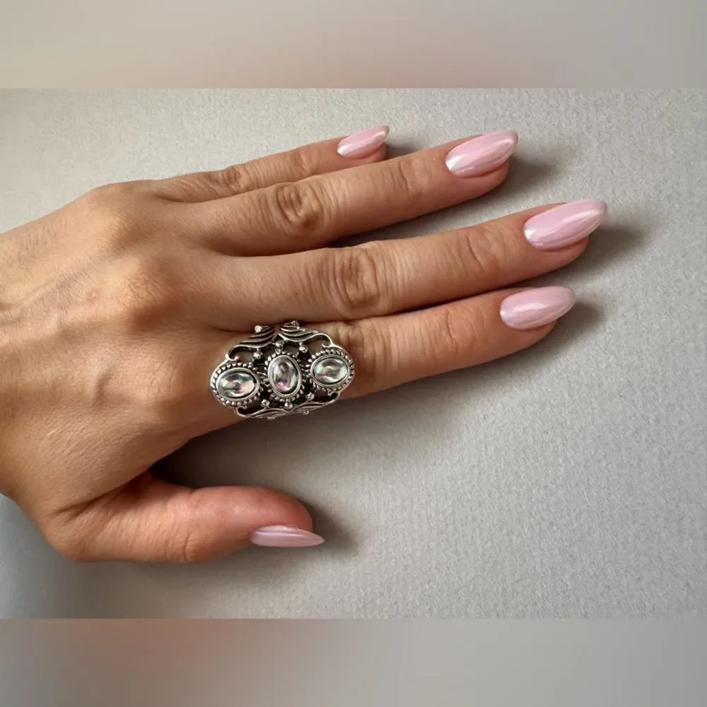 Elegant Silver and blue Ring N1124